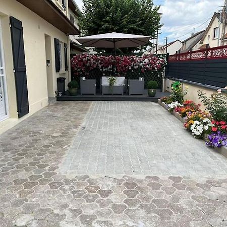 Chambre Privee Pour 4 Personnes En Banlieue Parisienne A Bondy Kültér fotó
