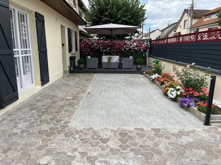 Chambre Privee Pour 4 Personnes En Banlieue Parisienne A Bondy Kültér fotó
